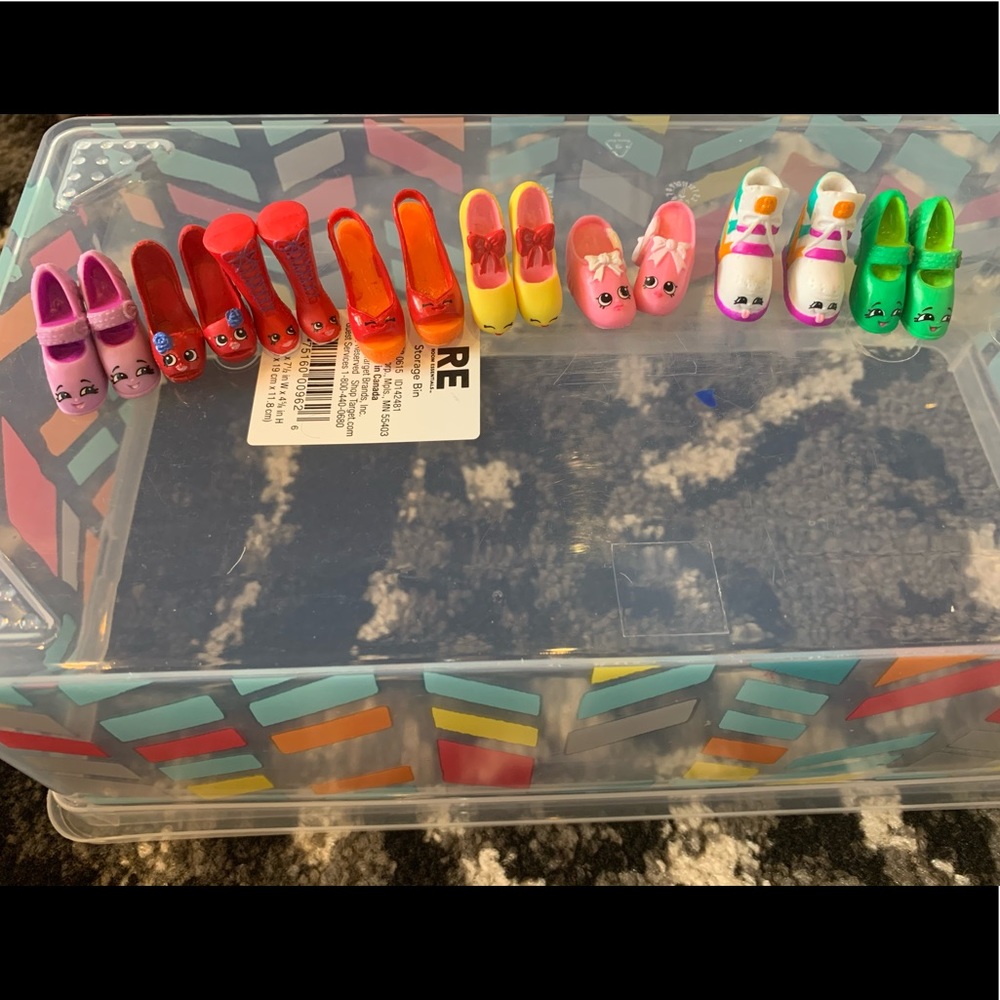 Shopkins- shoe closet lot of sixteen.